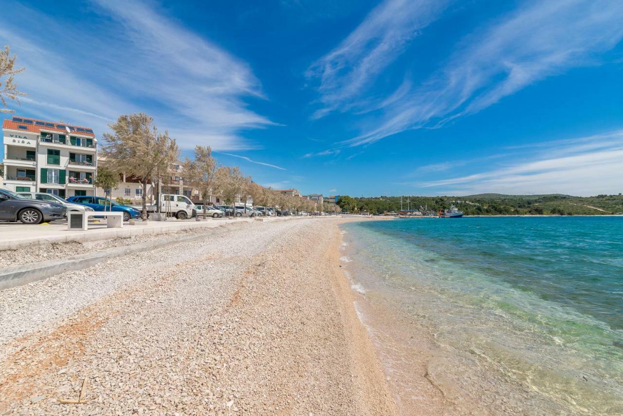 Beachfront Apartments Villa Sisa Primošten Zewnętrze zdjęcie