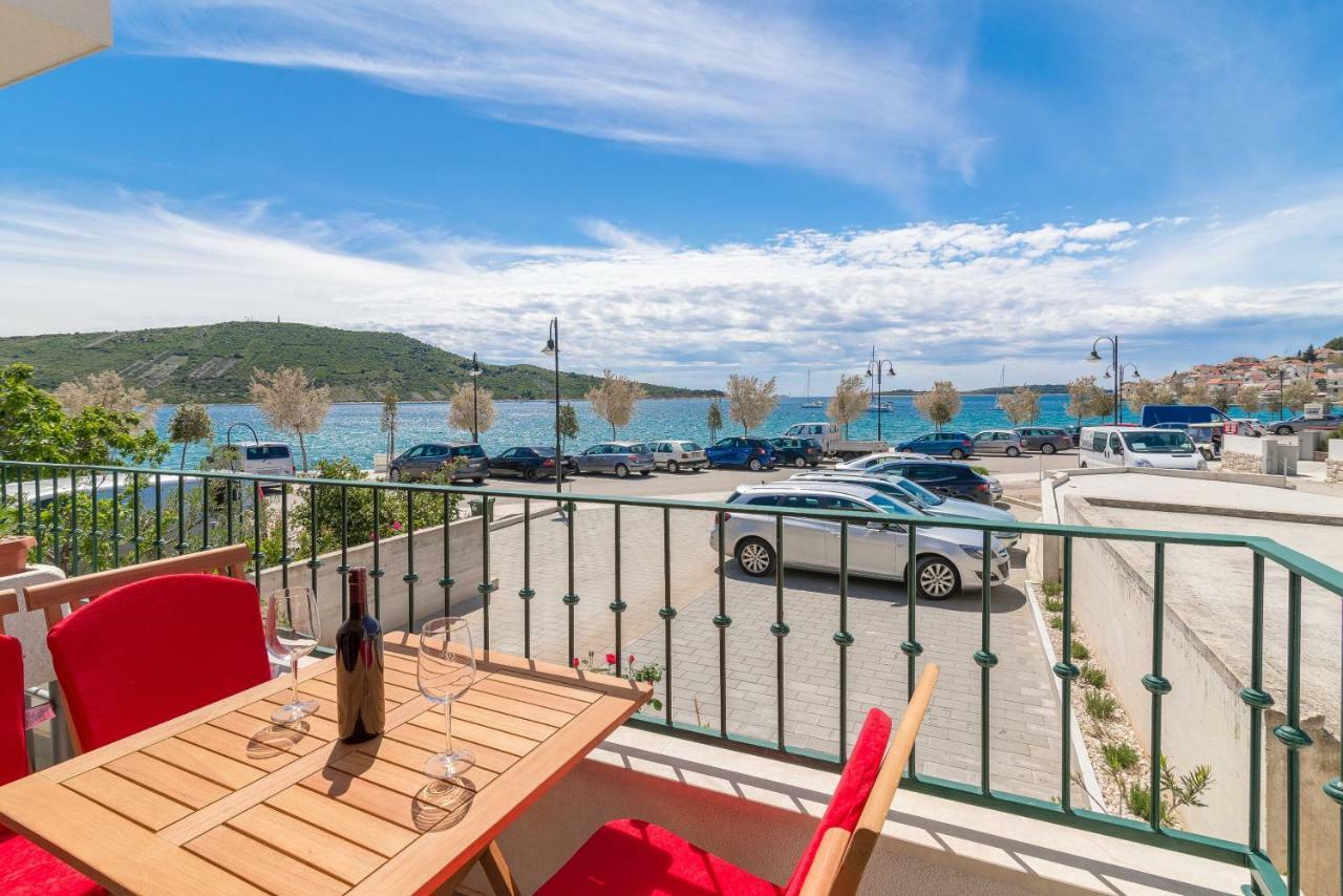 Beachfront Apartments Villa Sisa Primošten Zewnętrze zdjęcie